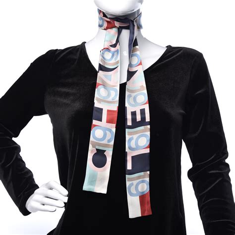 chanel slim bandeau scarf